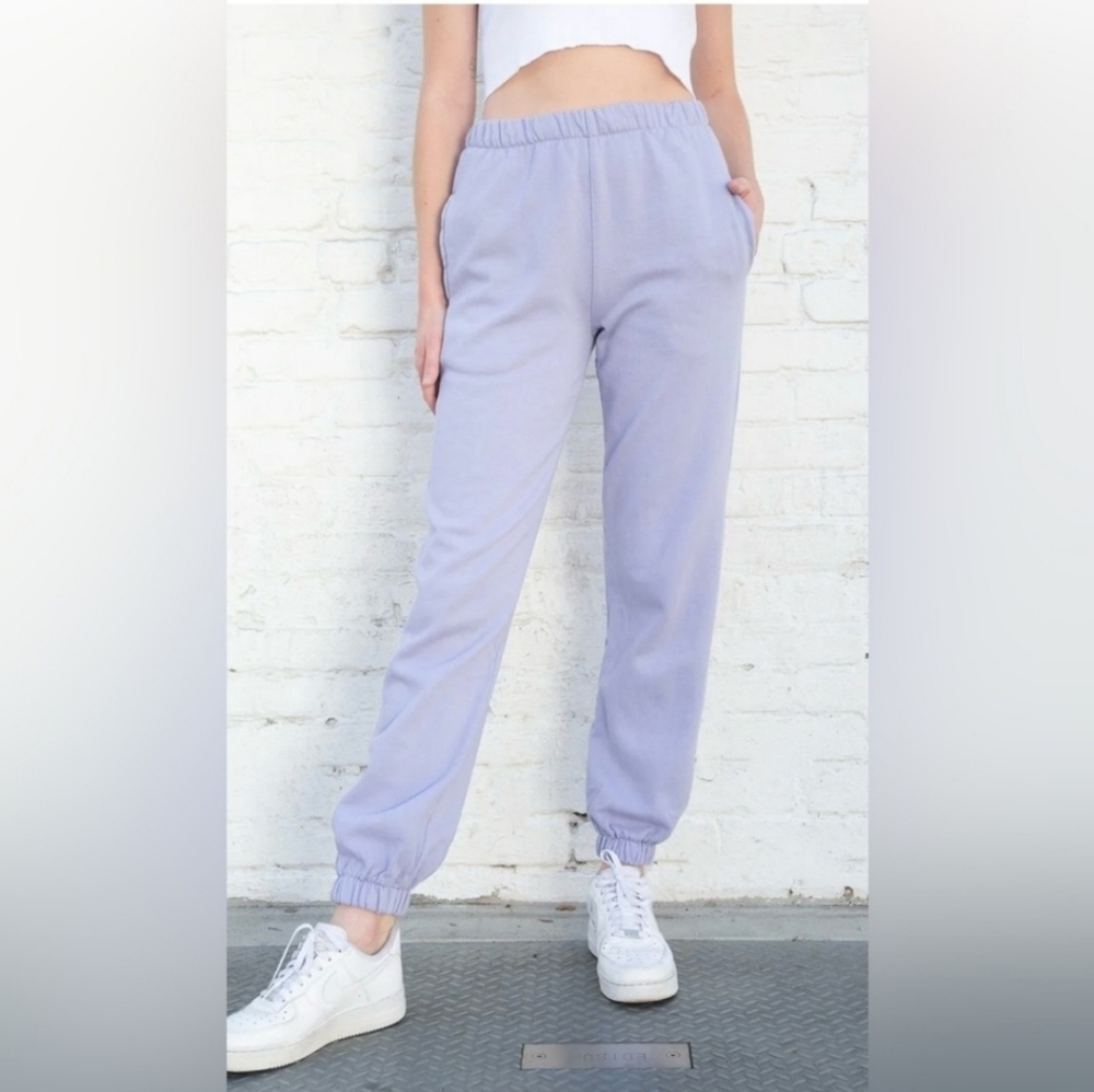 Brandy Melville Rosa Jogger Sweatpants